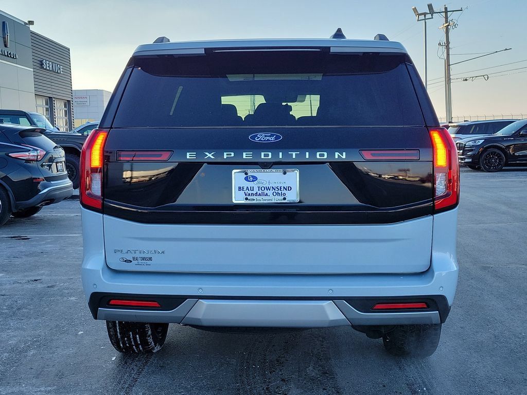 New 2025 Ford Expedition Platinum w/ Platinum Ultimate Package AWD/4WD image 5