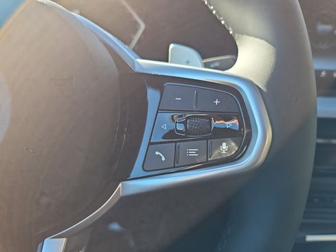 New 2026 BMW 330i Sedan w/ M Sport Package image 19