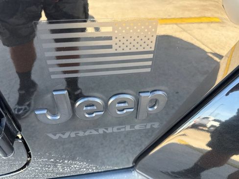 Used 2023 Jeep Wrangler Sport AWD/4WD image 13