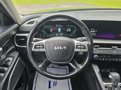 Used 2023 Kia Telluride LX AWD/4WD image 14