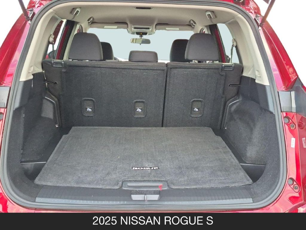 Certified 2025 Nissan Rogue S FWD image 23