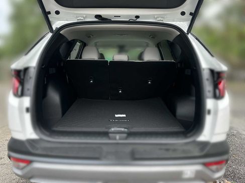 New 2026 Hyundai Tucson SEL FWD image 19