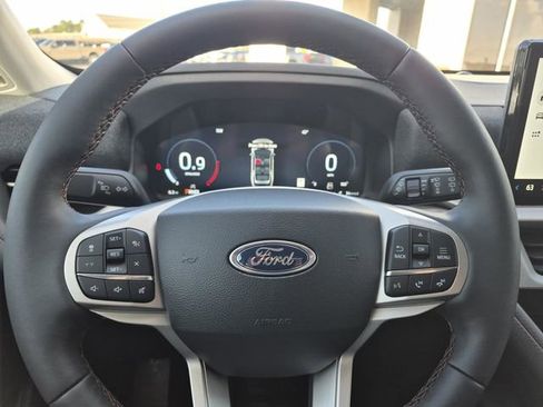 New 2026 Ford Explorer Active w/ Active Comfort Package image 22