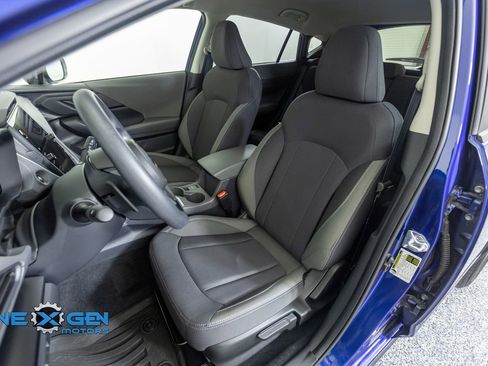 Used 2025 Subaru Crosstrek 2.0i Premium AWD/4WD image 23