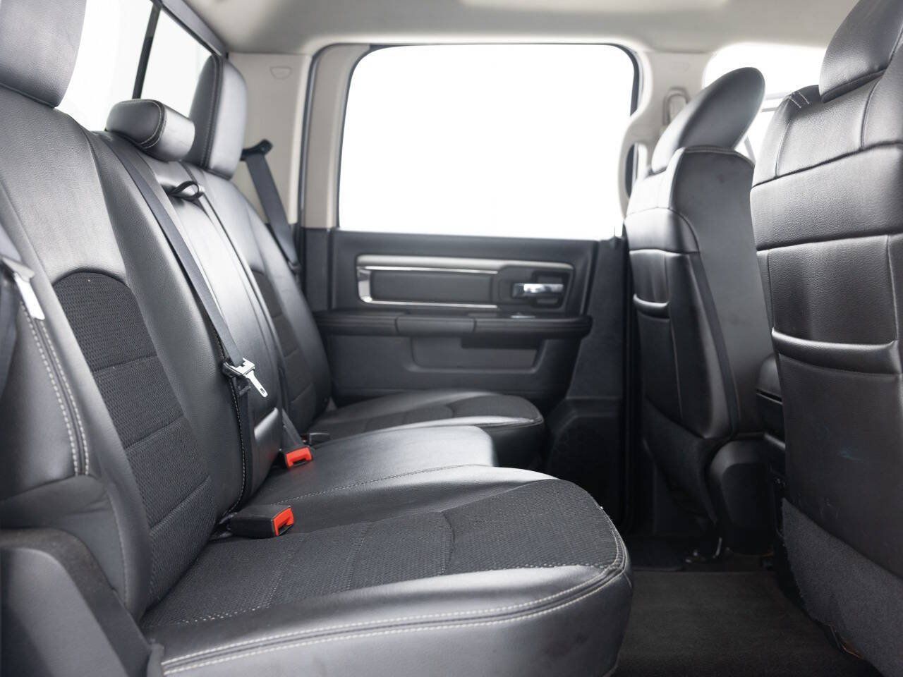 Used 2015 RAM 1500 Sport AWD/4WD image 33