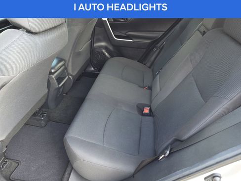Used 2019 Toyota RAV4 LE image 16