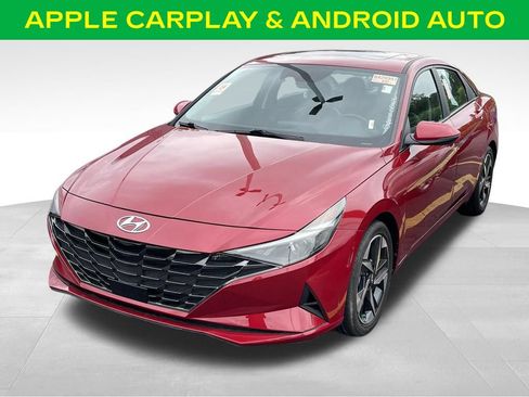 Used 2023 Hyundai Elantra Limited w/ Cargo Package FWD image 4