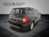 Used 2014 Chrysler Town & Country Touring image 6