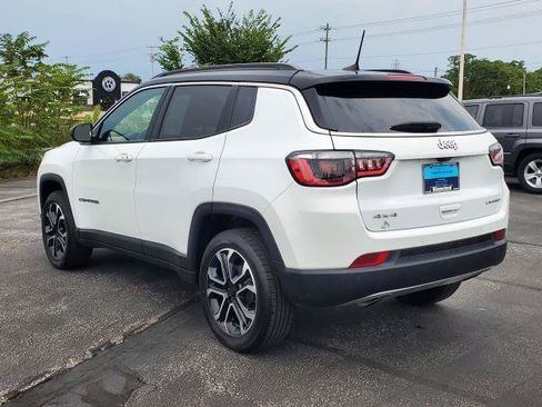 Used 2023 Jeep Compass Limited w/ Sun and Sound Group AWD/4WD image 5
