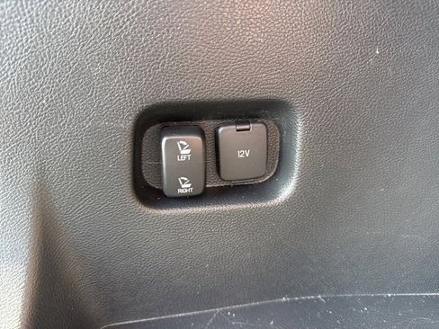 Used 2017 Ford Edge SEL image 11