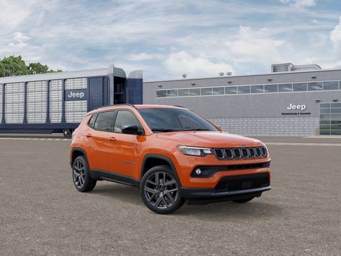 New 2026 Jeep Compass Latitude image 11