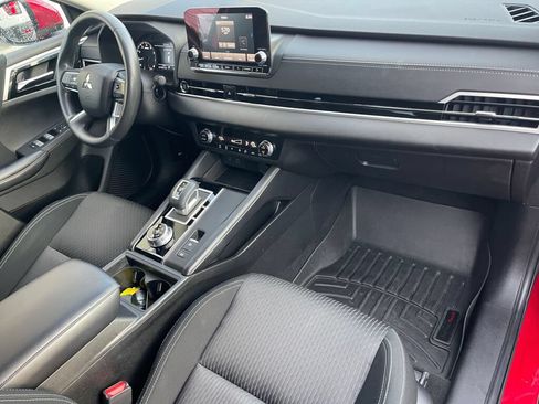 Used 2022 Mitsubishi Outlander ES AWD/4WD image 31