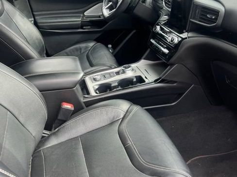 Used 2022 Ford Explorer ST AWD/4WD image 7
