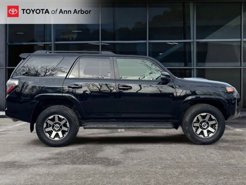 Used 2020 Toyota 4Runner TRD Off-Road Premium image 13