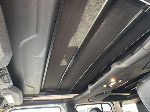 Used 2019 Jeep Wrangler Unlimited Rubicon image 11