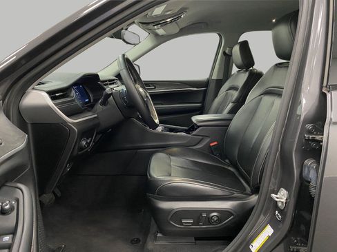 Used 2021 Jeep Grand Cherokee L Limited AWD/4WD image 27