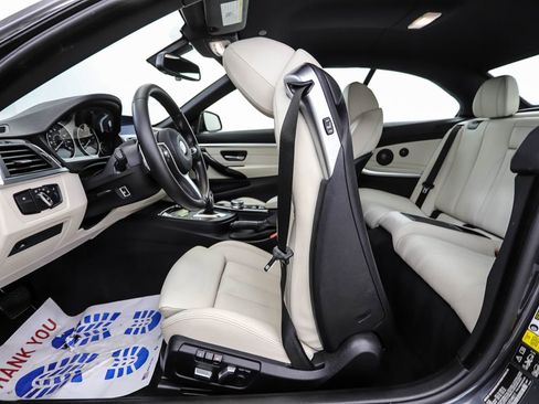 Used 2018 BMW 440i xDrive Convertible image 21