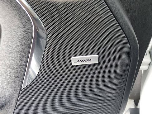 Used 2023 Chevrolet Suburban High Country image 28