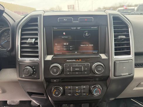 Used 2015 Ford F150 XLT w/ Trailer Tow Package image 15