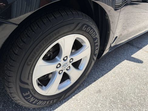 Used 2013 Toyota Sienna LE FWD image 7