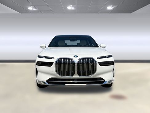 New 2026 BMW i7 xDrive60 AWD/4WD image 6