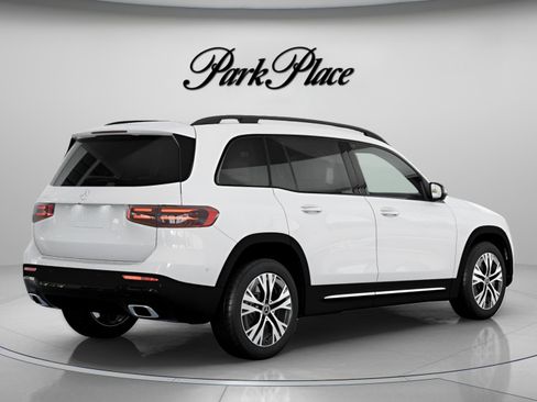 New 2026 Mercedes-Benz GLB 250 image 21