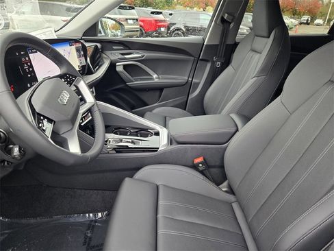New 2025 Audi Q5 Premium Plus image 27