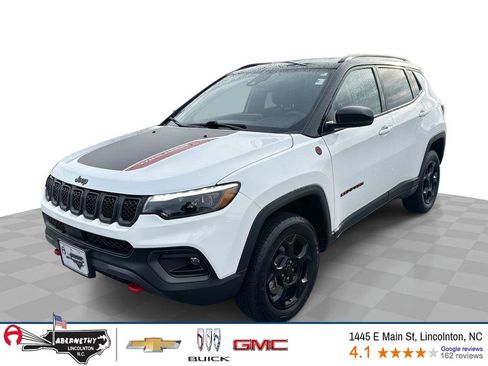 Used 2023 Jeep Compass Trailhawk w/ Trailhawk Elite Group image 1