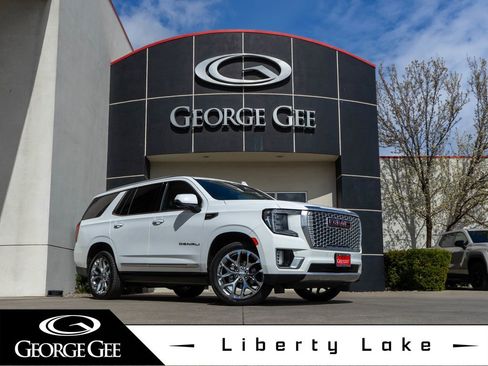 Used 2021 GMC Yukon Denali w/ Denali Premium Package AWD/4WD image 1