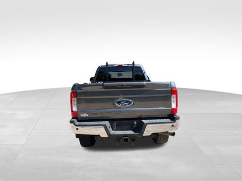 Used 2019 Ford F250 XLT w/ XLT Value Package AWD/4WD image 4