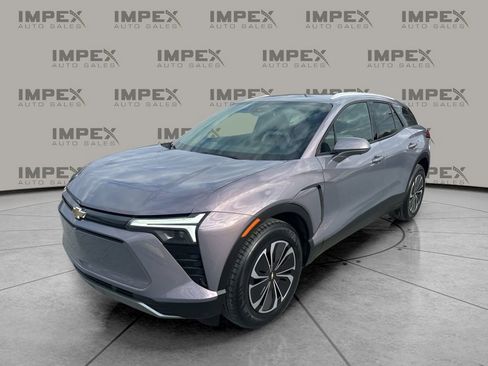 Used 2024 Chevrolet Blazer EV LT image 1
