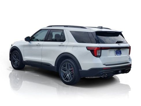 Certified 2025 Ford Explorer ST AWD/4WD image 3