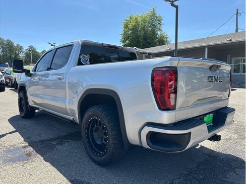 Used 2020 GMC Sierra 1500 Elevation w/ Elevation Value Package AWD/4WD image 5