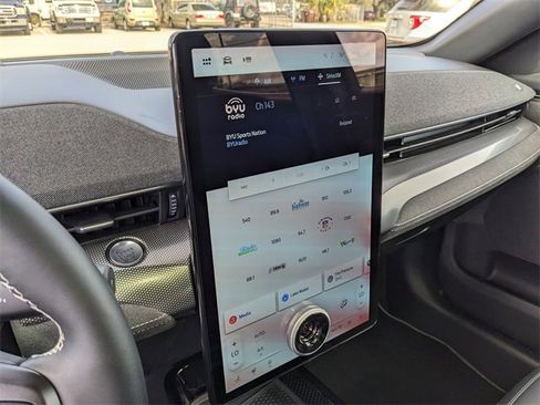 Certified 2025 Ford Mustang Mach-E GT image 24