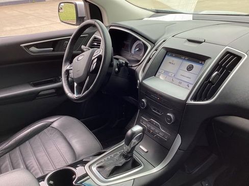 Used 2017 Ford Edge SEL w/ Equipment Group 201A AWD/4WD image 23