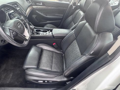 Used 2017 Nissan Maxima Platinum FWD image 21