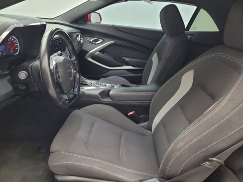 Used 2020 Chevrolet Camaro LT image 17