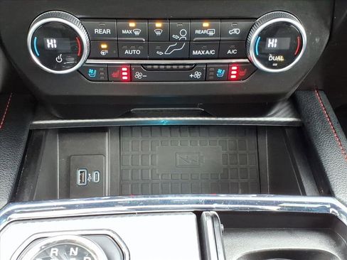 Certified 2020 Ford Expedition Limited w/ Equipment Group 303A image 19