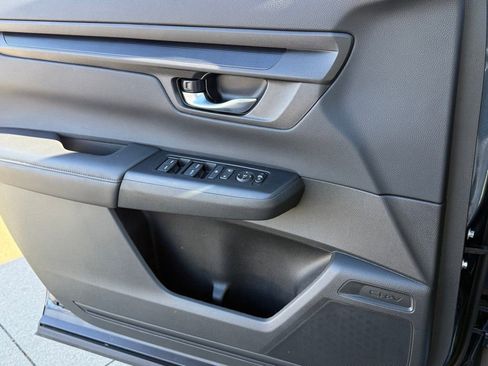 Certified 2025 Honda CR-V EX image 35