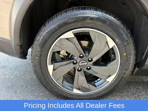 Certified 2025 Nissan Rogue SV AWD/4WD image 27