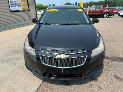Used 2014 Chevrolet Cruze LT FWD image 2