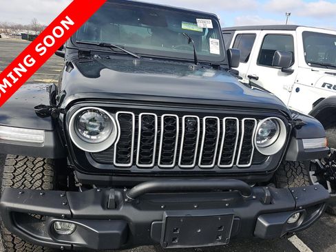 Used 2025 Jeep Wrangler Backcountry image 3