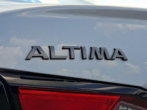 Certified 2023 Nissan Altima 2.5 S FWD image 28