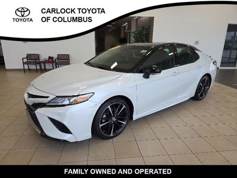 Used 2018 Toyota Camry XSE w/ Driver Assist Package FWD image 3