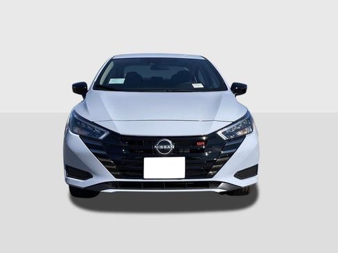 New 2025 Nissan Versa SR image 6