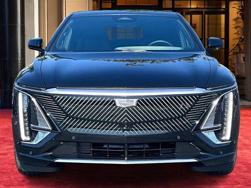 New 2026 Cadillac Lyriq Luxury w/ LPO, Floor Liner Package RWD image 3