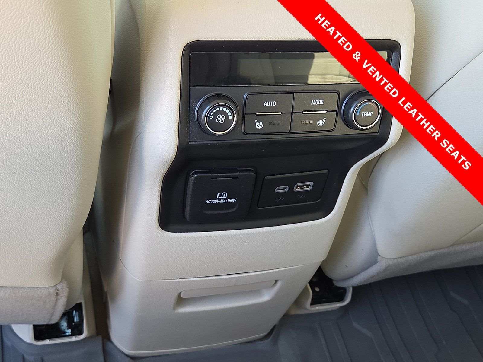 Used 2023 GMC Acadia Denali w/ Denali Ultimate Package FWD image 12