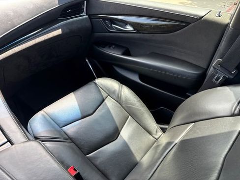 Used 2019 Cadillac Escalade ESV Platinum AWD/4WD image 15