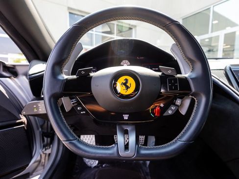 Used 2022 Ferrari Roma RWD image 29