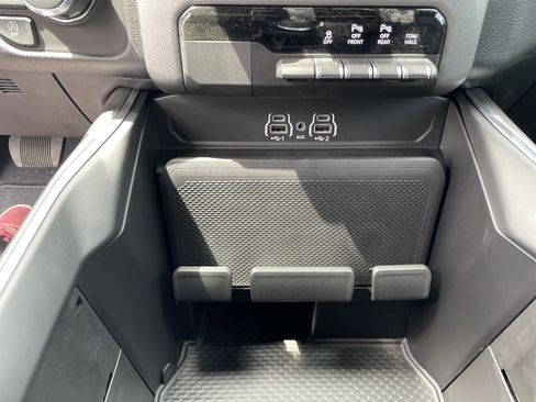 New 2026 RAM 1500 Express image 50